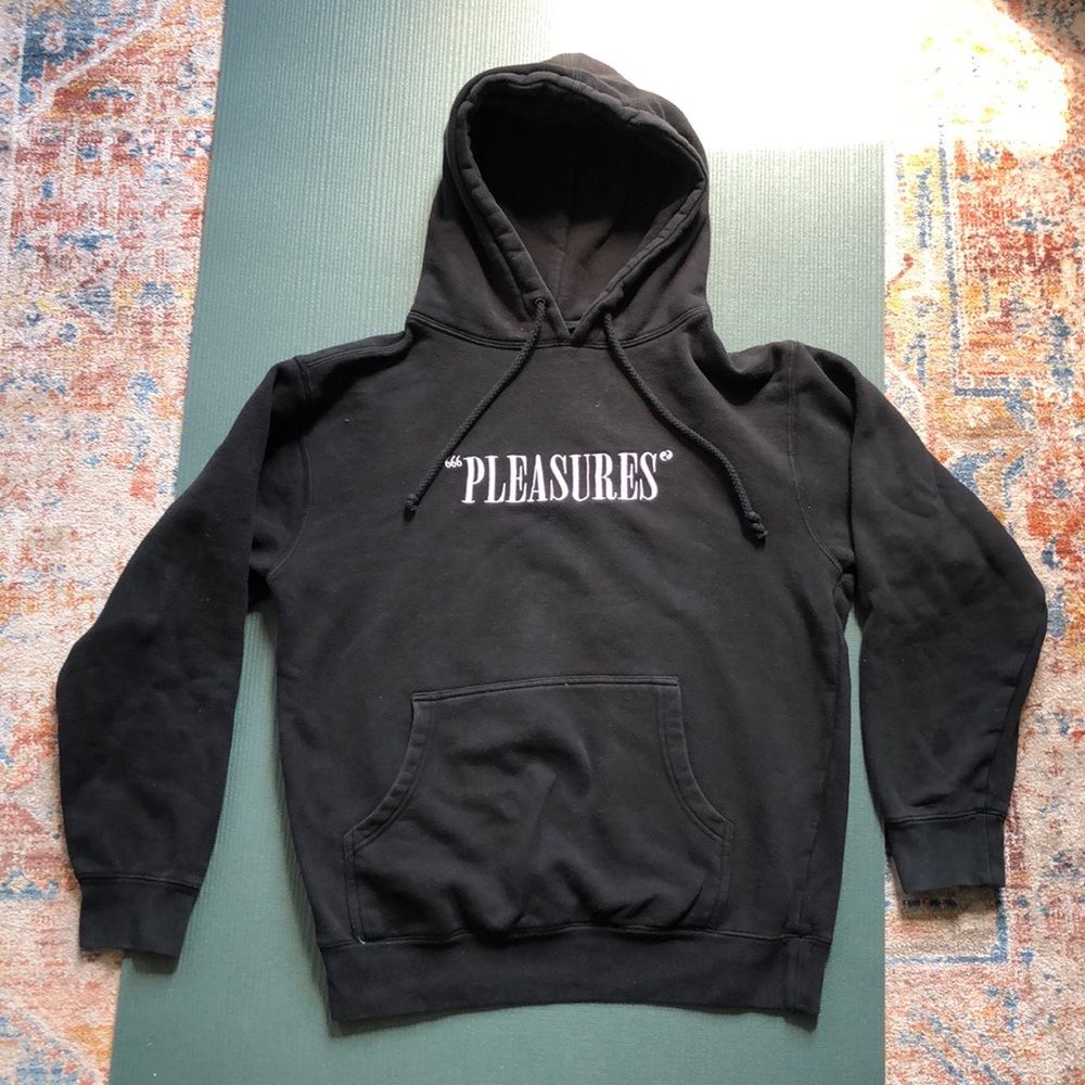 Playboy Pleasures Hoodie size unisex small